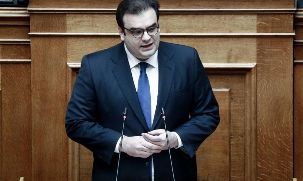 Πιερρακάκης: "Γροθιά στο στομάχι ο θάνατος του Αντώνη Καρυώτη"